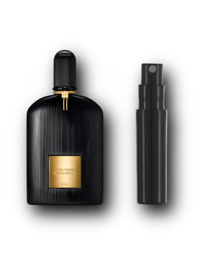 Tom Ford Black Orchid Eau de Parfum – alkuperäinen hajuvesipullo ja musta näytesuihkepullo vierekkäin
